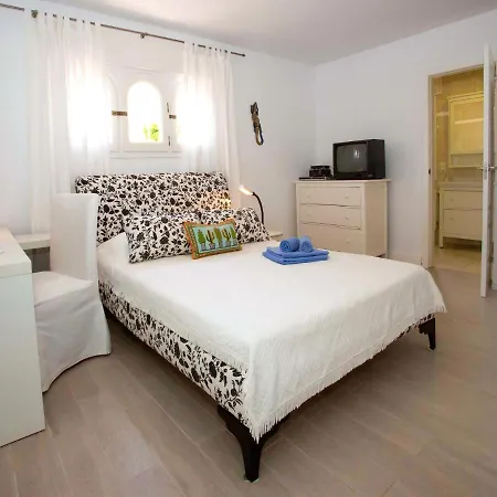 Polonia Mouche By Interhome *